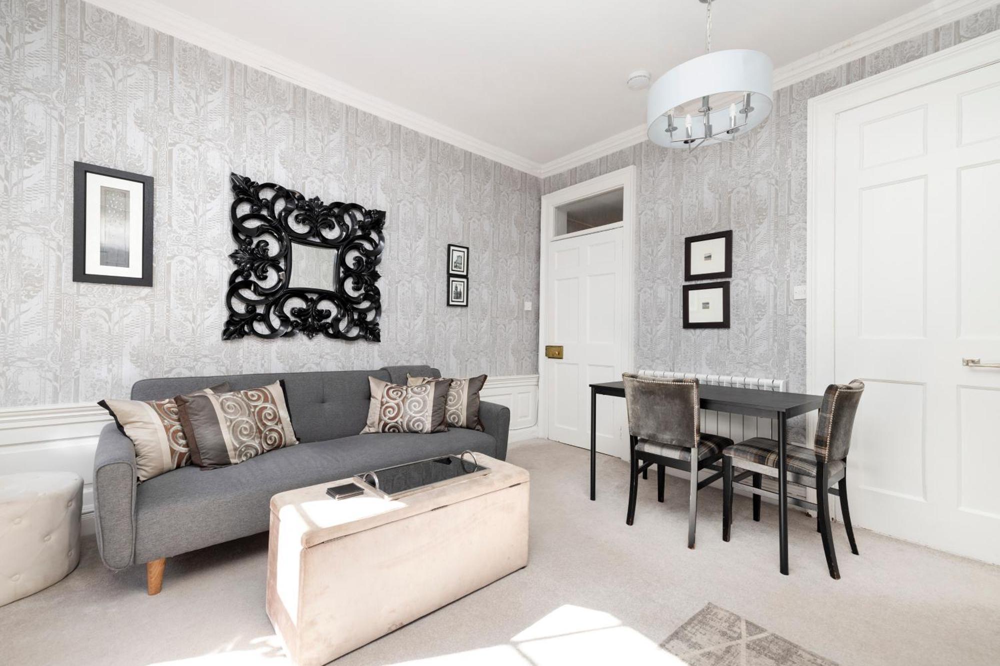Joivy Exclusive Apartment At The Heart Of New Town Edinburgh Bagian luar foto